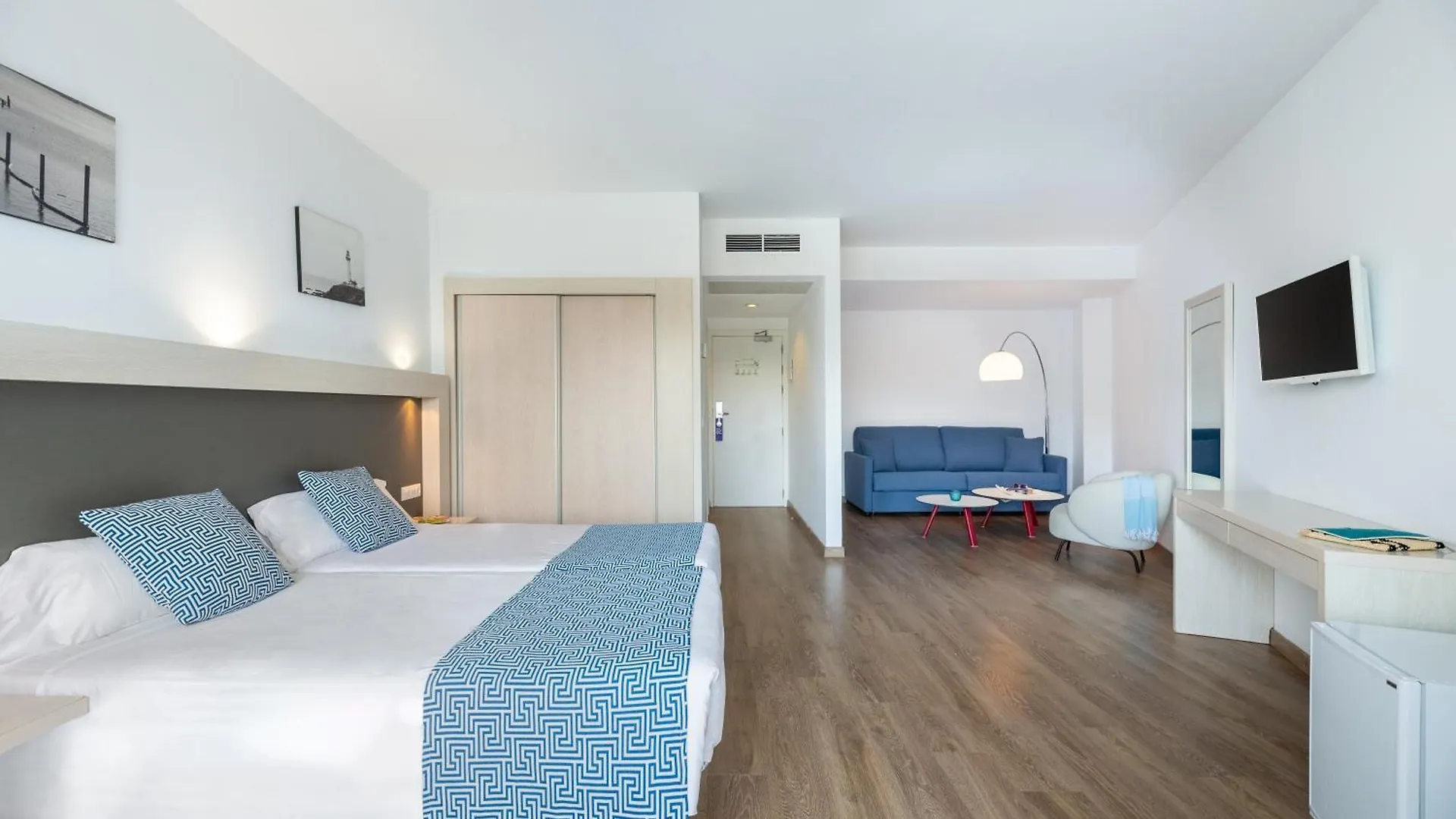 Hotel Vibra Beverly Playa Peguera 4*,  Spain